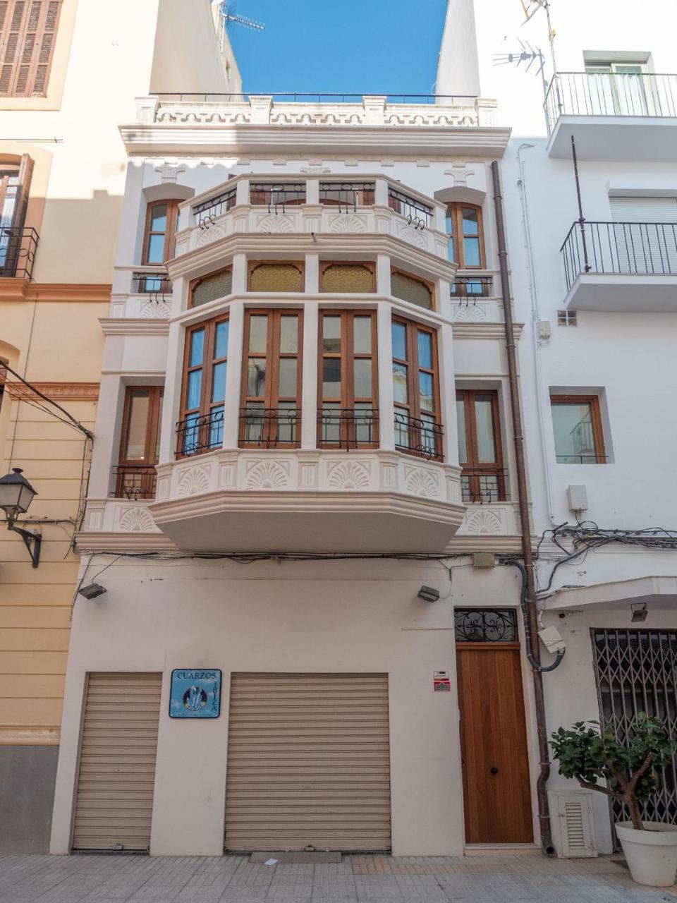 Es Palauet Brandnew One Suite Apartment In Ibiza Center Exterior photo