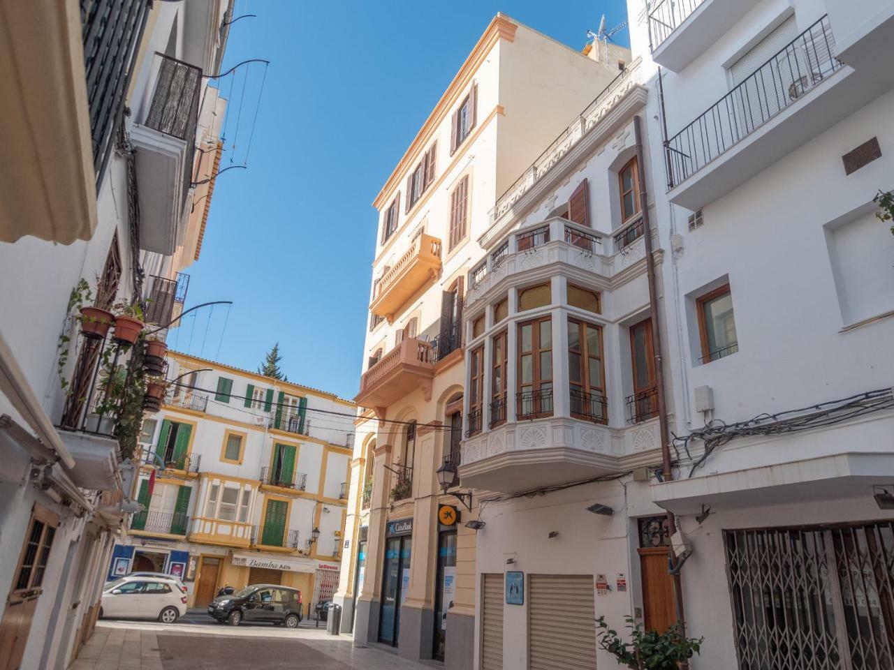 Es Palauet Brandnew One Suite Apartment In Ibiza Center Exterior photo